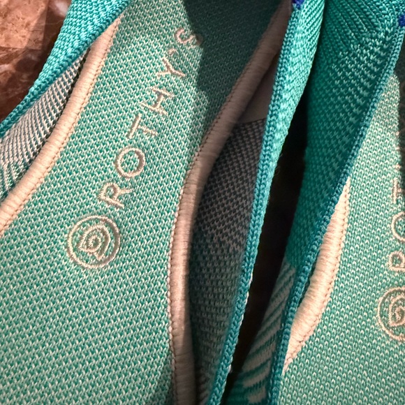 Rothy's Calypso - Picture 5 of 9